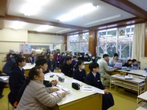 講話を真剣に聞く児童生徒!!